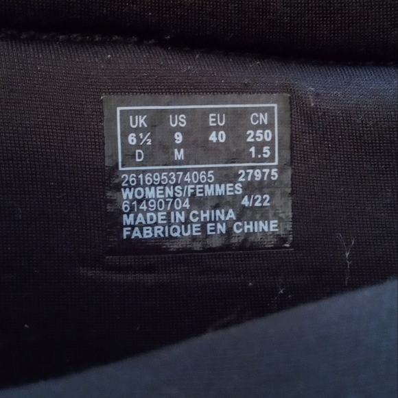 Black Winter Boots - Picture 6 of 6